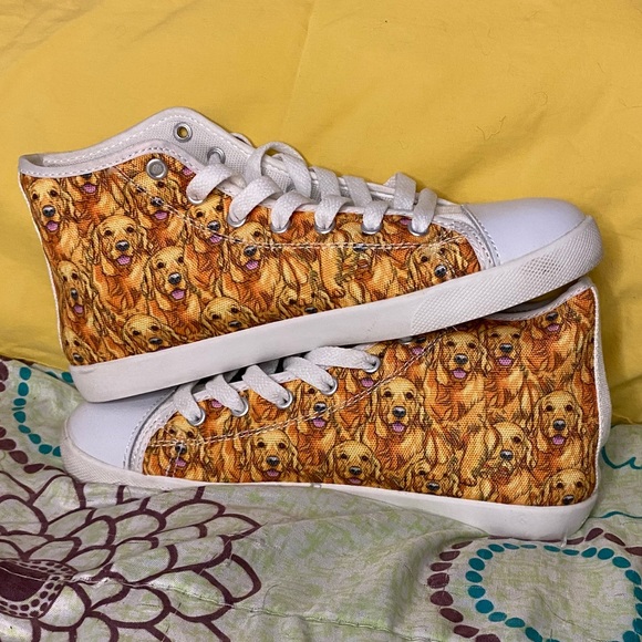 BRAND NEW Golden Retriever dog high top shoes - Picture 1 of 2